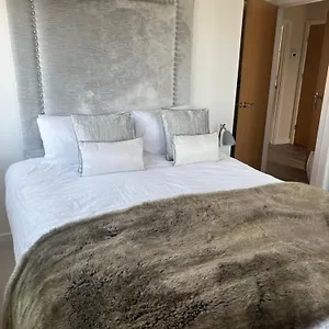 Luxury , Cardiff United Kingdom